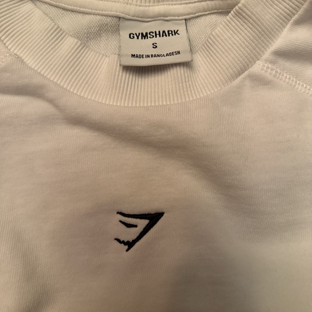 Gymshark Women's White S w/Embroidered Logo Cropped Sweatshirt